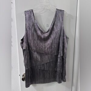Roz & Ali Silver Metallic Top